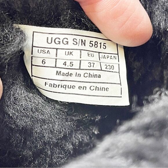 UGG Ugg Australia Classic Suede Black Tall Winter Boot Boots Women’s Size 6 - Picture 12 of 12